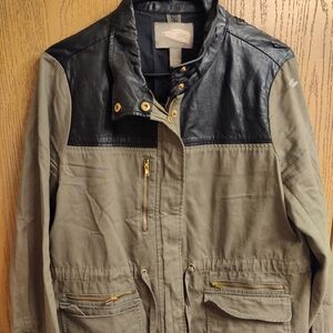 Forever 21 Women's Black and Olive Military Jacket